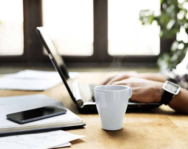 ماكينة اسبريسو صغيرة لفنجان واحد بلاك آند ديكر Black+Decker Coffee Machine For Drip Coffee & Espresso - 147179