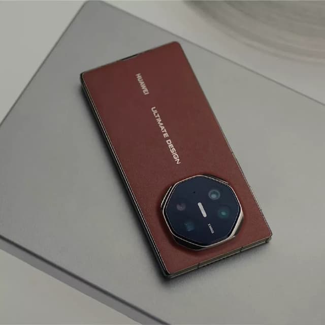 Huawei Mate XT Smartphone 10.2 inches Tri-fold Screen Ultra Thin