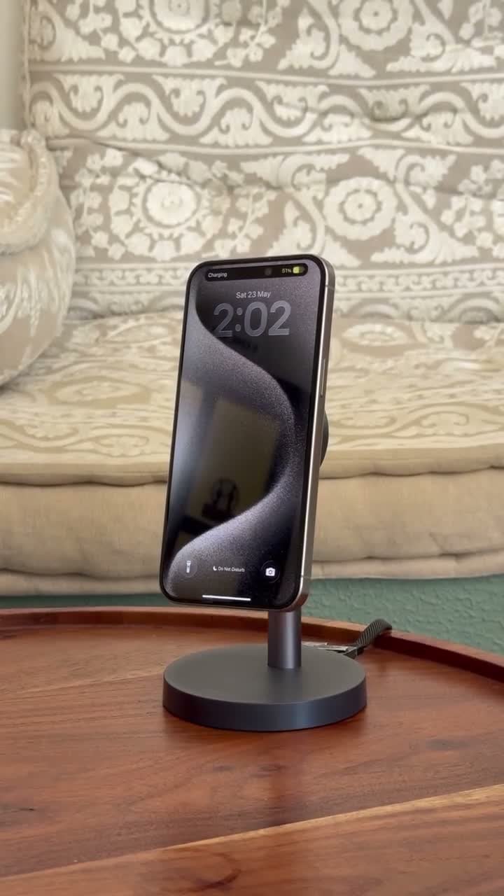 Aukey MagFusion L 1X Wireless Charger 25W Qi2.2 Certified Gray