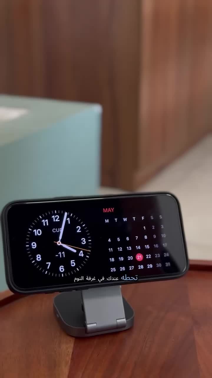 Aukey Foldable Mag Wireless Charging Station with 15W Output USB-C Compatible for iPhone and AirPods